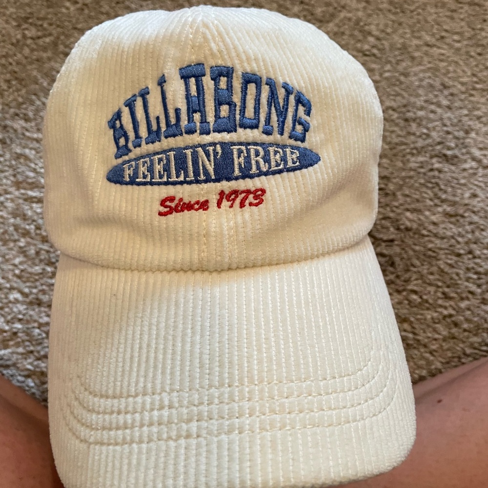 Billabong corduroy ballcap